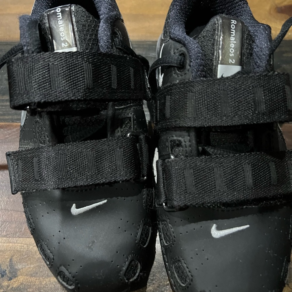 NIKE ROMALEOS 2 WEIGHTLIFTING SHOE WOMENS SIZE 3